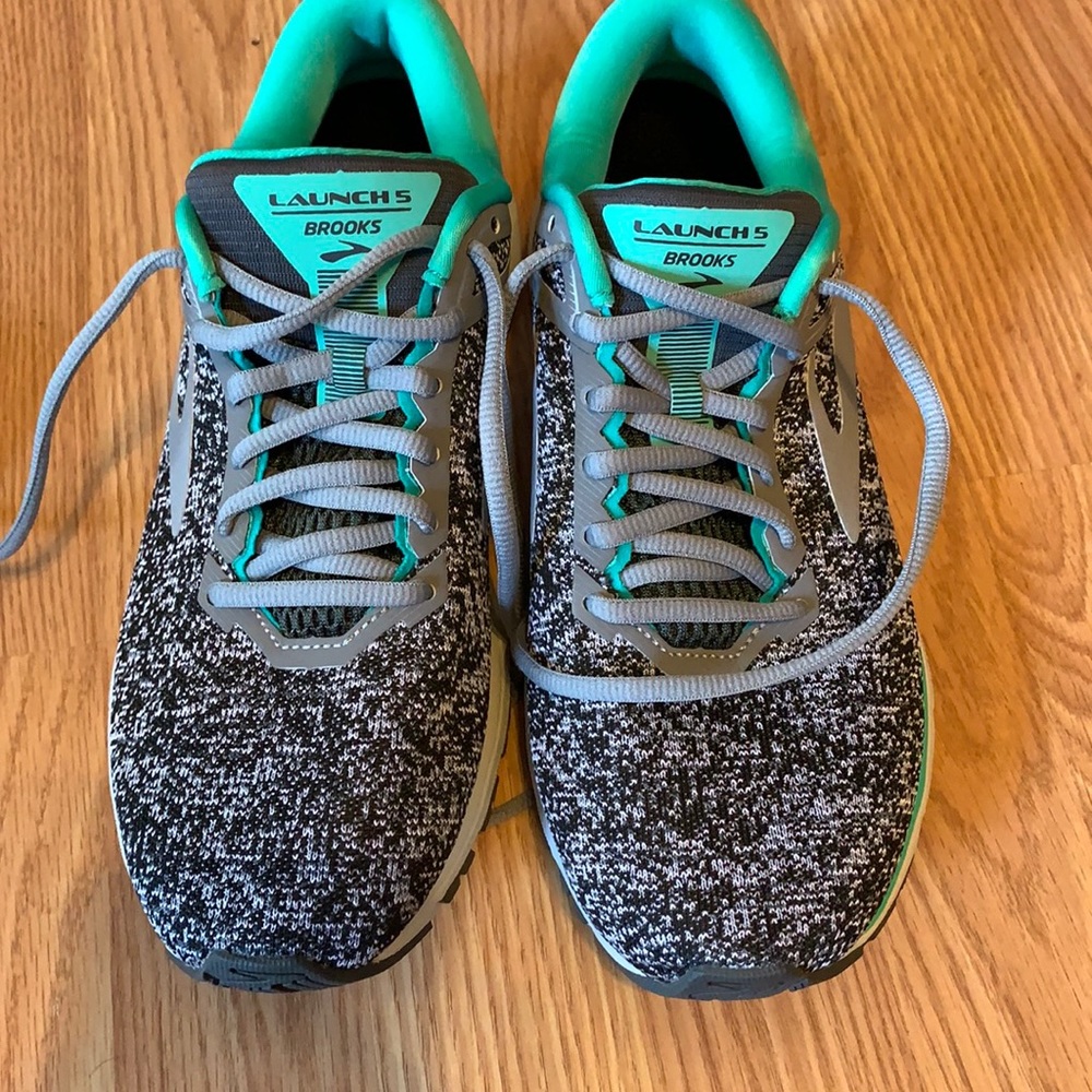 Brooks Launches running shoes. Size 9.5